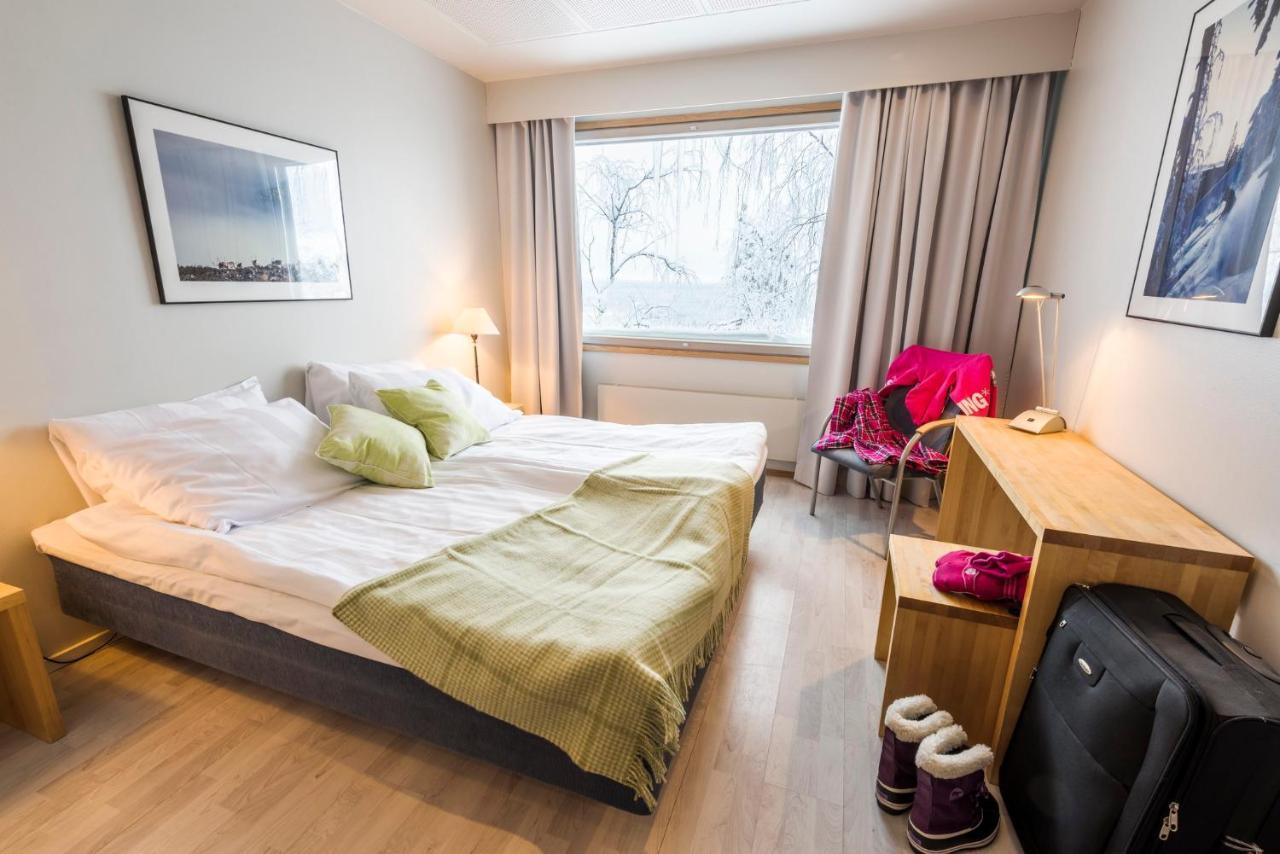 Ski-Inn Hotel Pyhaetunturi Eksteriør bilde
