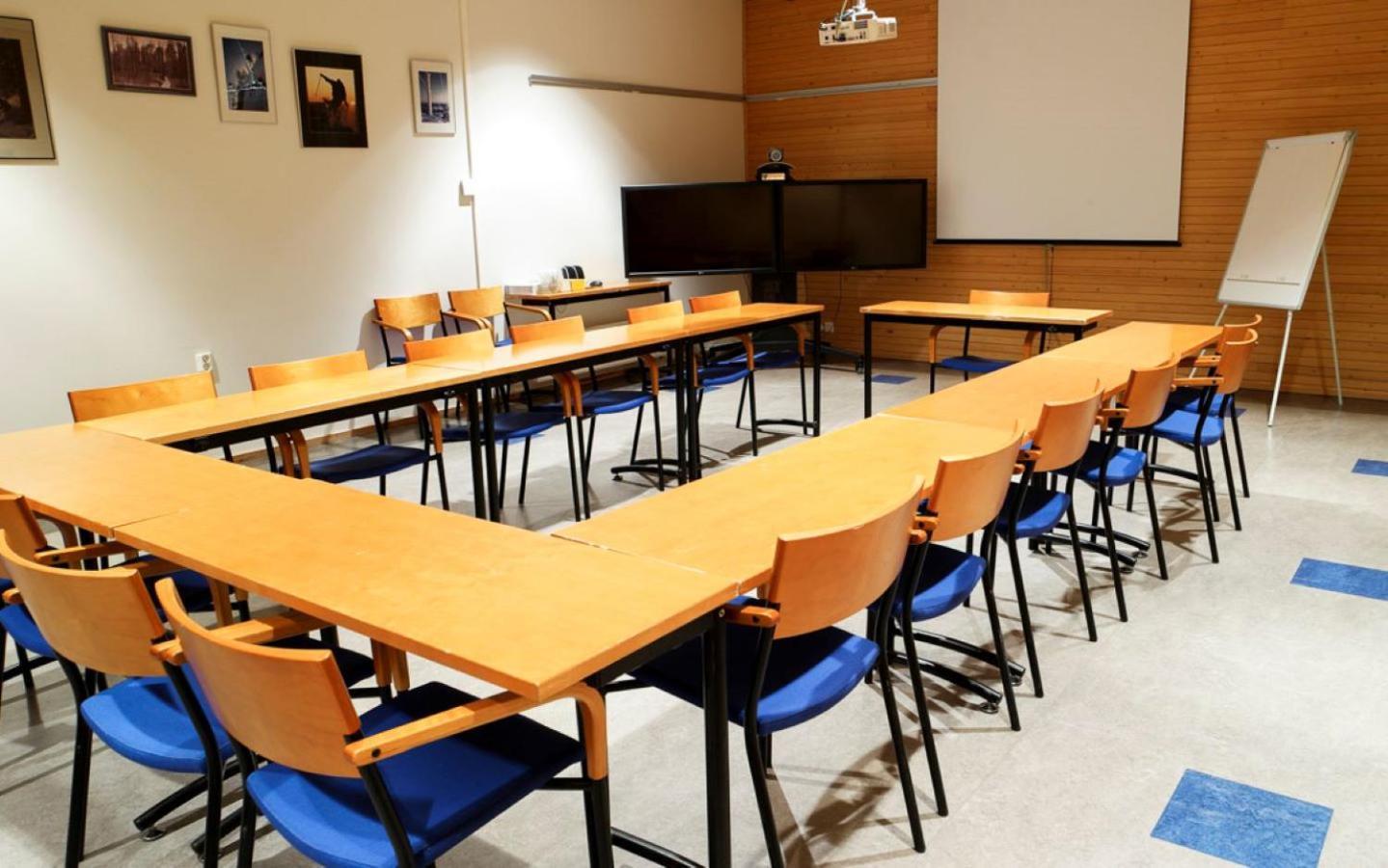 Ski-Inn Hotel Pyhaetunturi Eksteriør bilde
